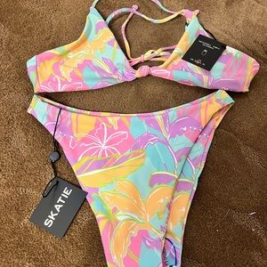 Skatie bikini
